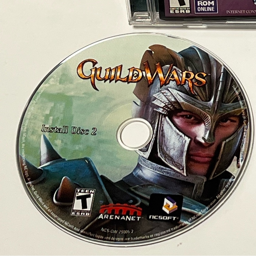 Guild Wars PC CD-ROM Game Set - Picture 5 of 7